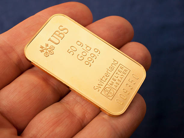 Emas Menguat, Arah Kebijakan Fed Jadi Sorotan