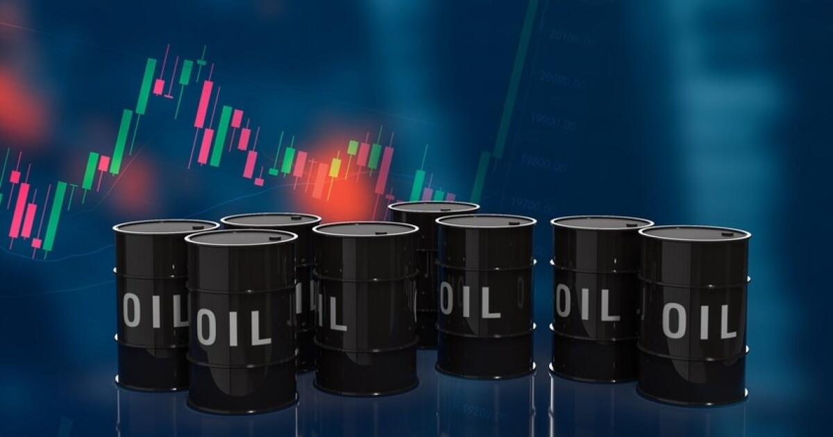 Ketidakpastian Tarif AS dan Manuver OPEC+ Tekan Harga Minyak