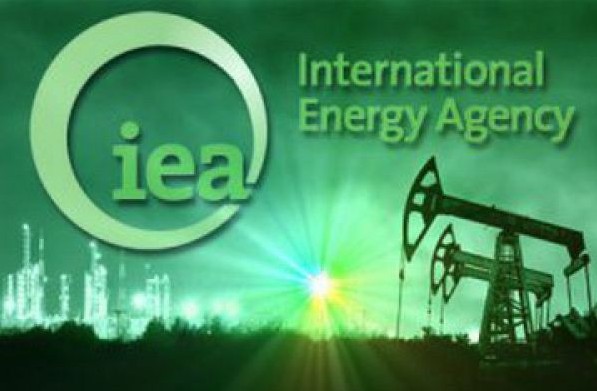 Minyak Bangkit Usai IEA Isyaratkan Pasar Global Lebih Ketat dari Perkiraan